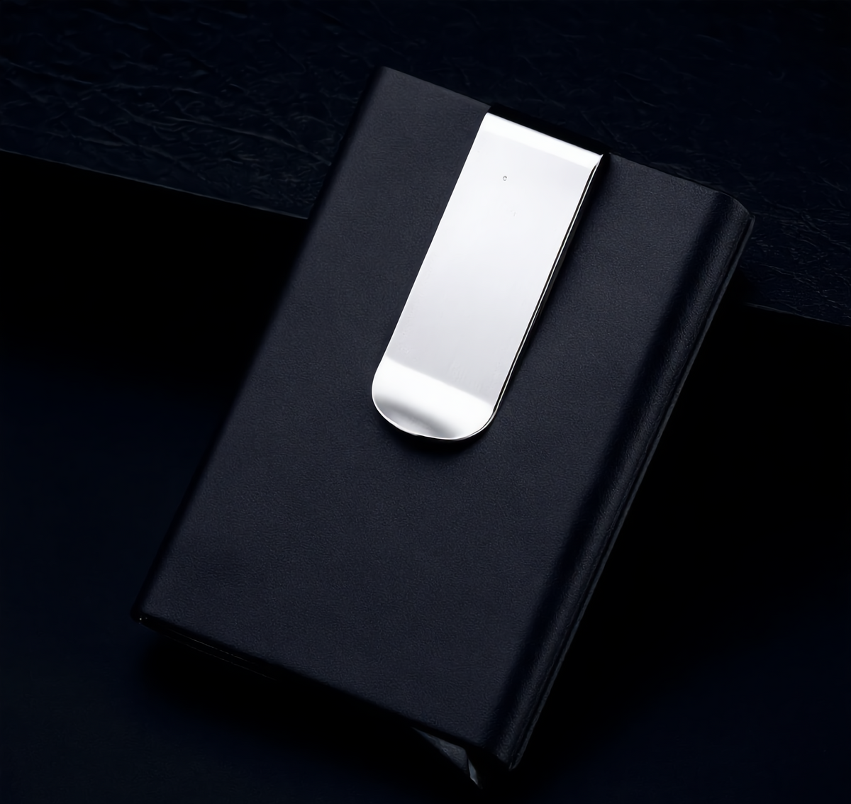 VOSTON | AERIS Automatic card Holder